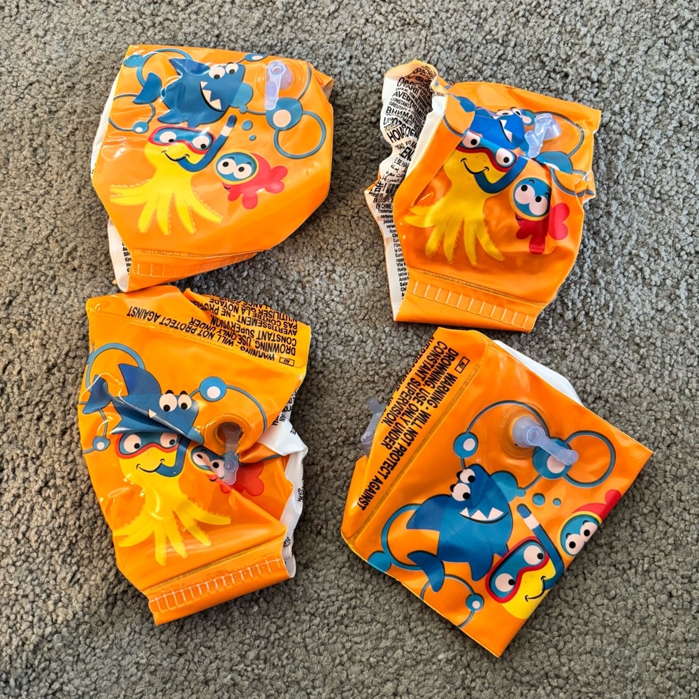 Two Pairs of Kids Arm Floaties
